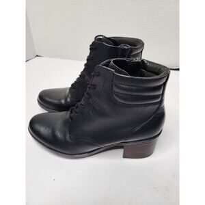 Clarks Combat Leather Ankle Boot Black Size 9 Stacked Heel Comfort Lace-Up